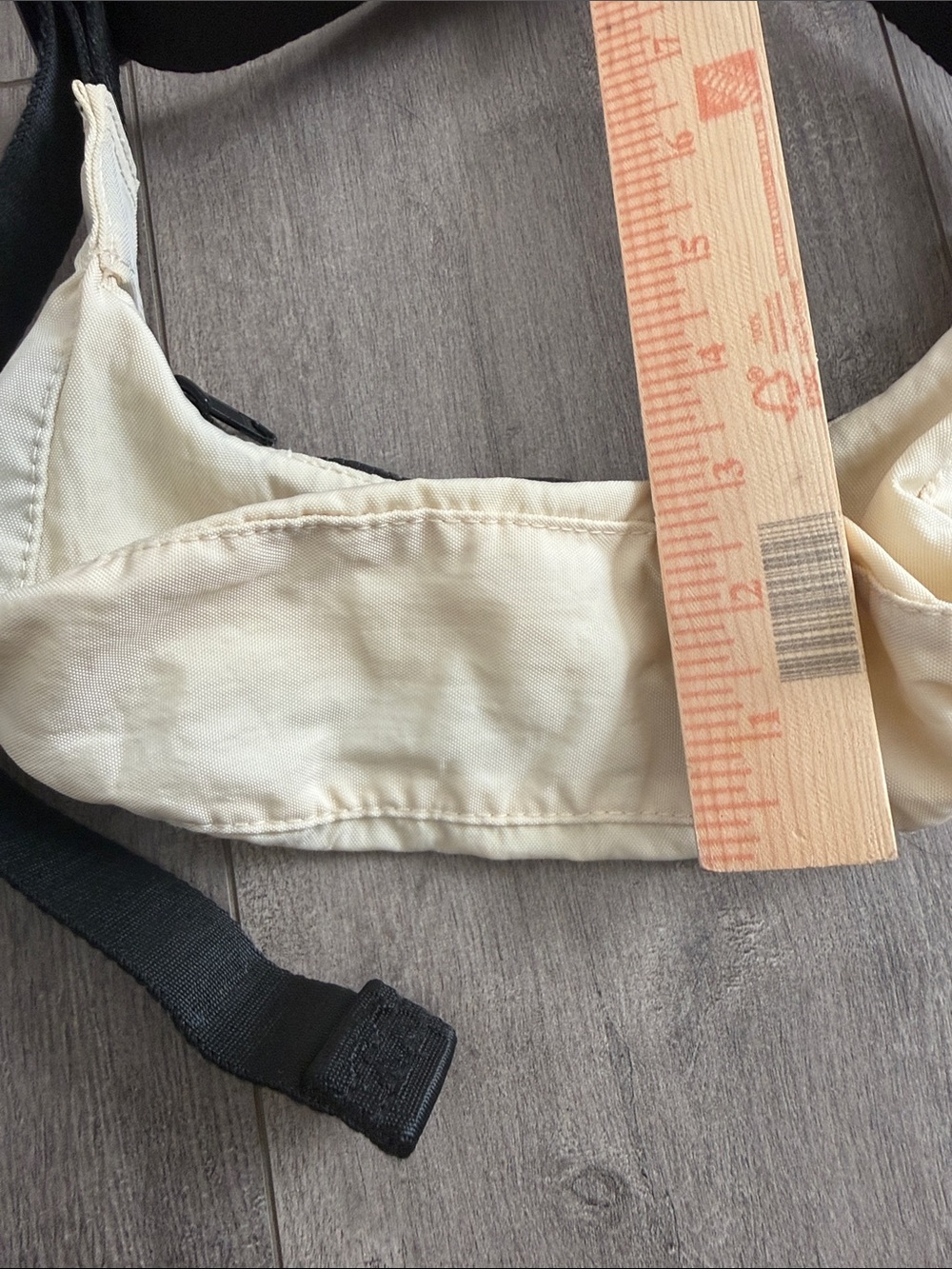 BAGGU Mini Nylon Crescent Bag - Picture 7 of 7